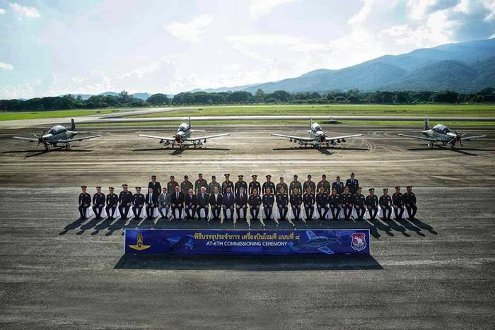 เครื่องบิน AT-6TH เครื่องบิน AT-6TH