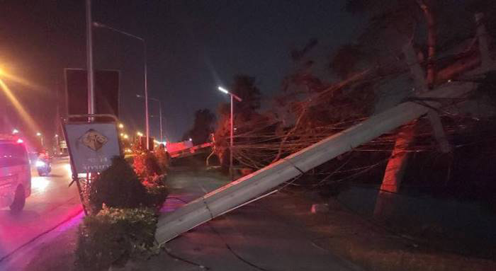 ไฟดับกลางดึก ไฟดับกลางดึก