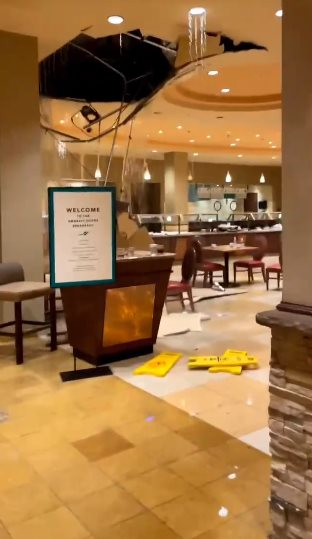 เพดานถล่มกลางโรงแรม เพดานถล่มกลางโรงแรม