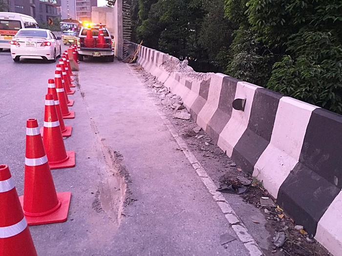 ตอม่อสะพานสร้างรถไฟฟ้า ร่วง ตอม่อสะพานสร้างรถไฟฟ้า ร่วง