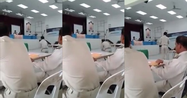 คลิปผู้ใหญ่บ้านก้มลงกราบในที่ประชุม คลิปผู้ใหญ่บ้านก้มลงกราบในที่ประชุม