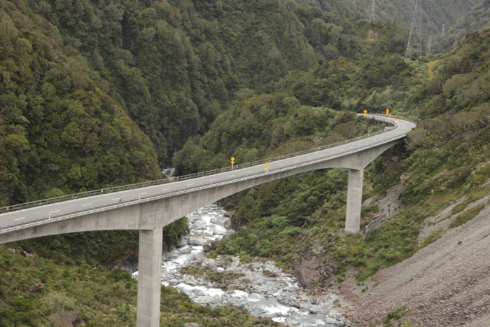 แม่รถชน ถูกน้ำซัดหาย แม่รถชน ถูกน้ำซัดหาย