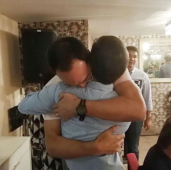 อภิสิทธิ์ กรณ์ จาติกวณิช อภิสิทธิ์ กรณ์ จาติกวณิช