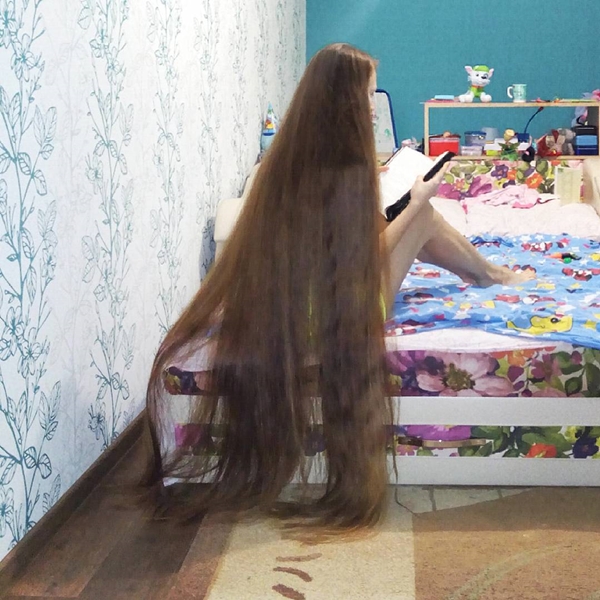 สาวผมยาว สาวผมยาว