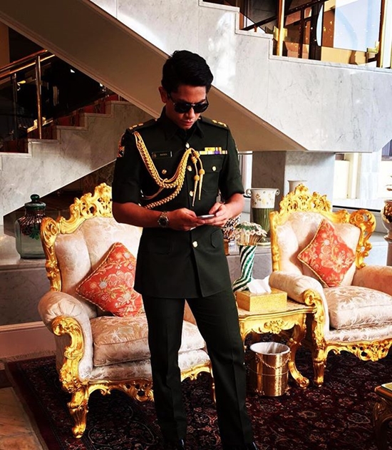 คนไทยโพสต์ฝากร้านใน IG เจ้าชายอับดุล มาทีน แห่งบรูไน คนไทยโพสต์ฝากร้านใน IG เจ้าชายอับดุล มาทีน แห่งบรูไน