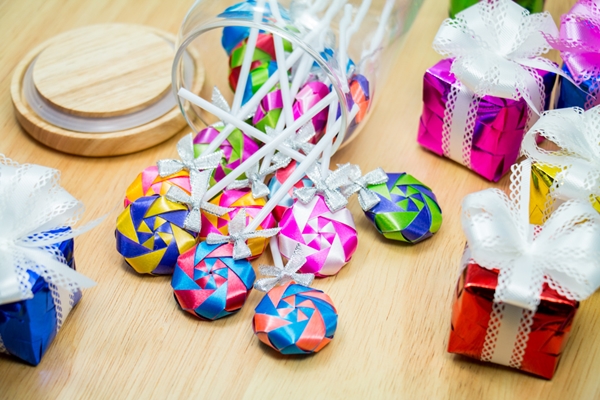 วิธีพับเหรียญโปรยทาน วิธีพับเหรียญโปรยทาน