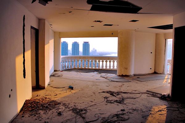 ตึกร้างสาทร ตึกร้างสาทร