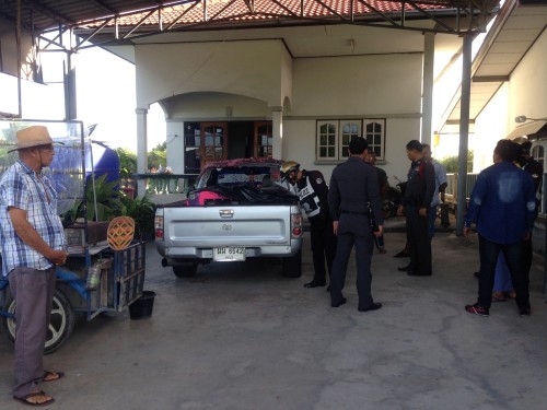 ยิงสนั่น !! บ้านพ่อค้าปลาหมึกย่าง ปมดื่มเหล้า-เปิดเพลงเสียงดัง ยิงสนั่น !! บ้านพ่อค้าปลาหมึกย่าง ปมดื่มเหล้า-เปิดเพลงเสียงดัง