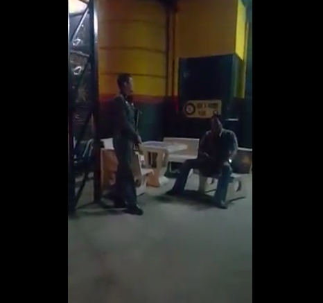 เปิดคลิปอุทาหรณ์ พลเมืองดีเข้าไปช่วยคนเจ็บ แต่ถูกหาว่าขับรถชน !? เปิดคลิปอุทาหรณ์ พลเมืองดีเข้าไปช่วยคนเจ็บ แต่ถูกหาว่าขับรถชน !?