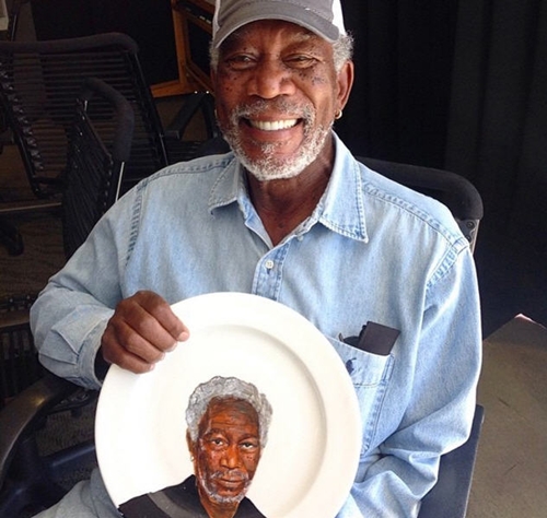 ศิลปะบนจานอาหาร ศิลปะบนจานอาหาร