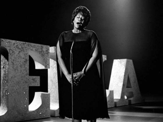 เอลลา ฟิทซ์เจอรัลด์ Google รำลึก 96 ปี ราชินีเพลงแจ๊ส Ella Fitzgerald
