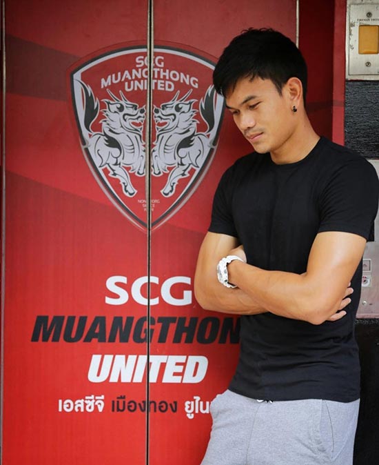 กอล์ฟ อดิศักดิ์ กอล์ฟ อดิศักดิ์