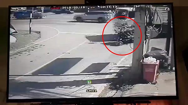 สิบล้อทับคน สิบล้อทับคน