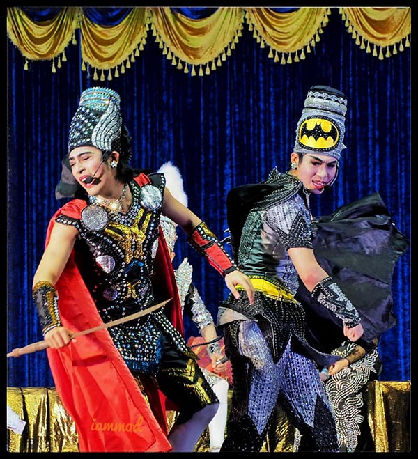 ลิเกไทย ลิเกไทย