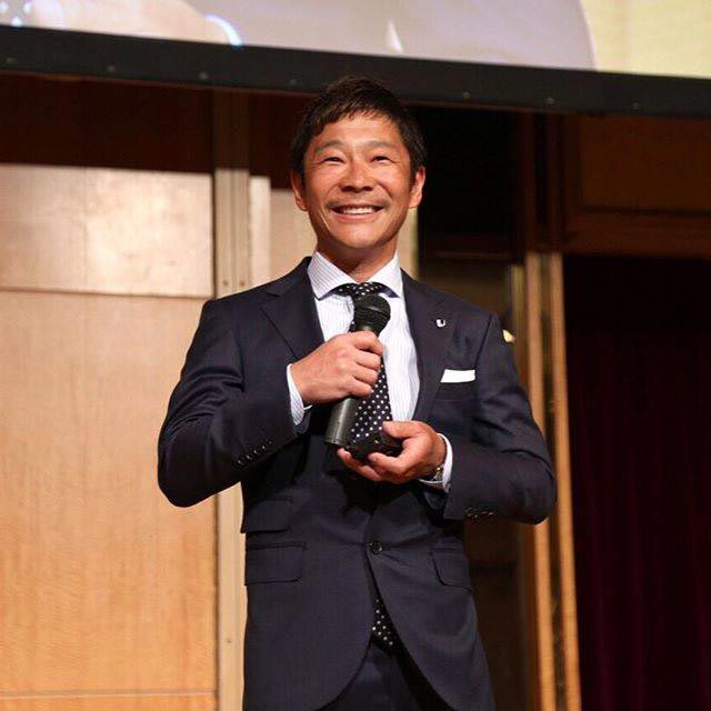 เที่ยวดวงจันทร์ เที่ยวดวงจันทร์