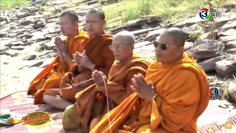 ฆ่าคว้านท้อง ฆ่าคว้านท้อง