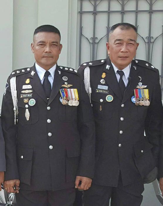 คนขับรถคุ้มกันพระบรมศพ คนขับรถคุ้มกันพระบรมศพ