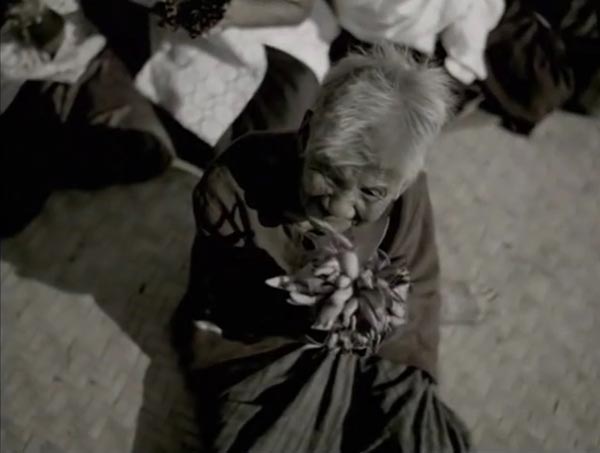 แม่เฒ่าตุ้ม แม่เฒ่าตุ้ม