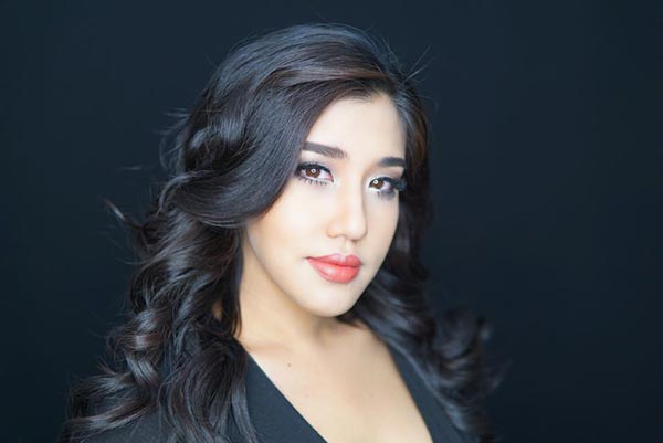 ลูกแก้ว ญาดา ลูกแก้ว ญาดา