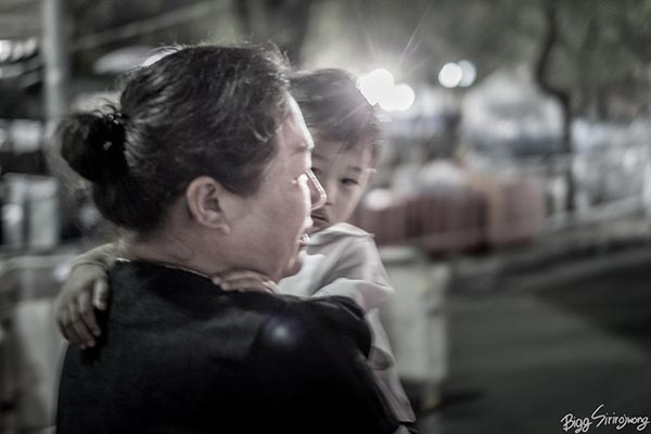 กราบพระบรมศพ กราบพระบรมศพ