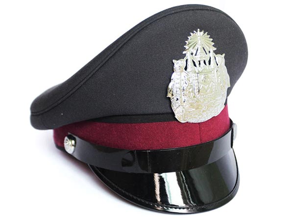 เหยียบหมวกตำรวจ เหยียบหมวกตำรวจ