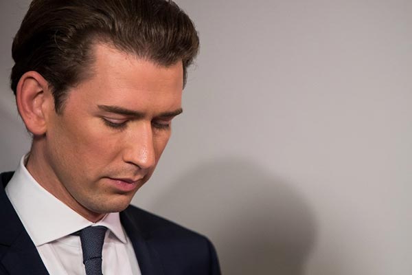 เซบาสเตียน เคิร์ซ เซบาสเตียน เคิร์ซ