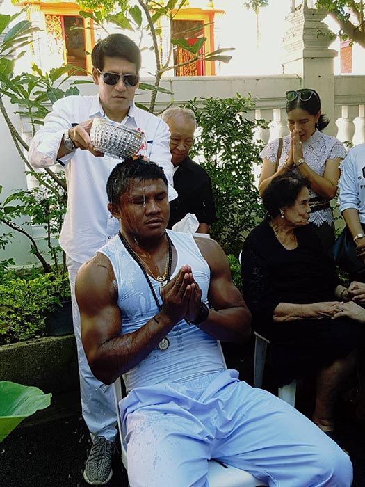 บัวขาว บัวขาว