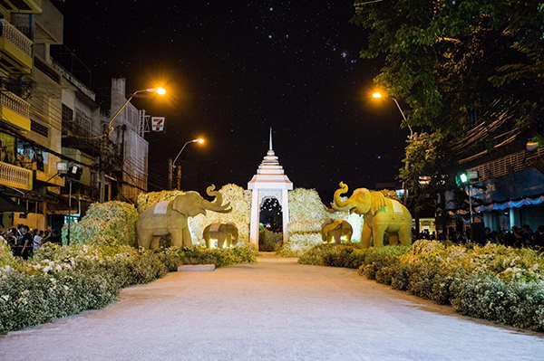 ซุ้มดอกไม้ปากคลองตลาด ซุ้มดอกไม้ปากคลองตลาด