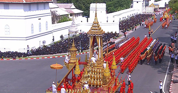 ริ้วขบวนพระบรมราชอิสริยยศ ริ้วขบวนพระบรมราชอิสริยยศ