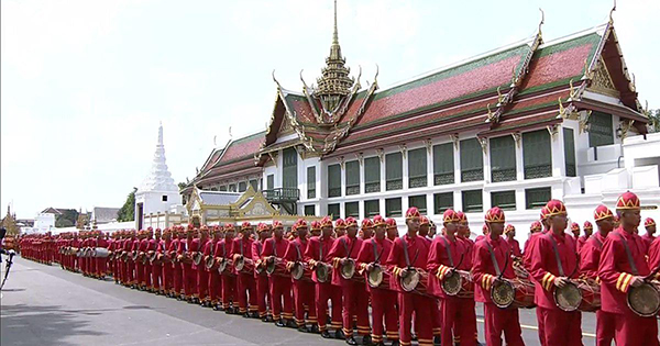 ริ้วขบวนพระบรมราชอิสริยยศ ริ้วขบวนพระบรมราชอิสริยยศ