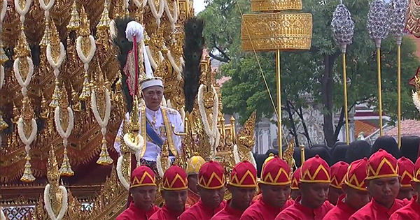 ริ้วขบวนพระบรมราชอิสริยยศ ริ้วขบวนพระบรมราชอิสริยยศ