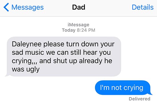 พ่อปลอบใจลูก พ่อปลอบใจลูก