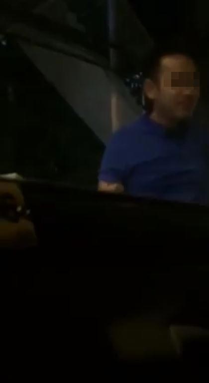 ขับรถปาดกัน ขับรถปาดกัน