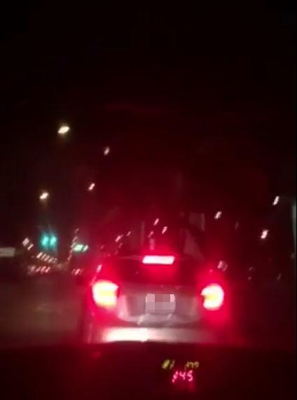 ขับรถปาดกัน ขับรถปาดกัน