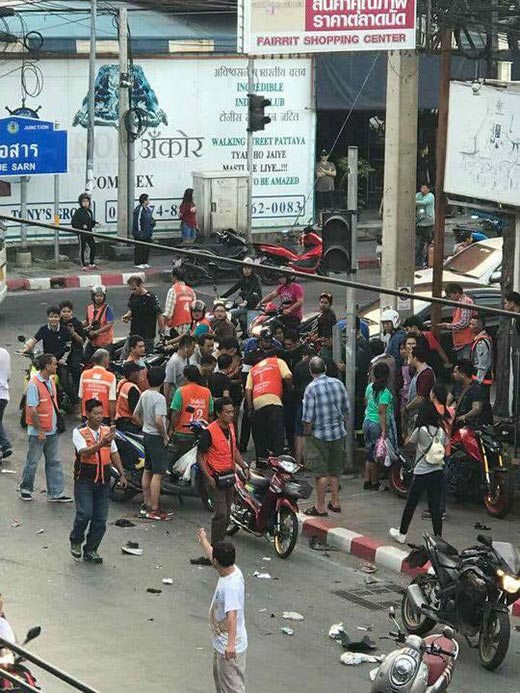 กระบะชนแล้วหนี กระบะชนแล้วหนี