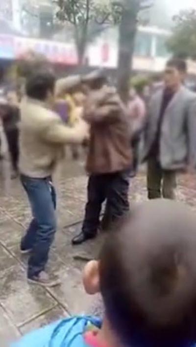 หนุ่มมีกิ๊ก หนุ่มมีกิ๊ก