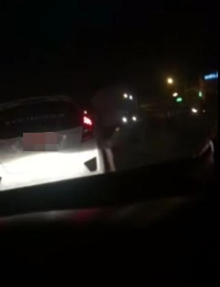 ขับรถปาดหน้า ขับรถปาดหน้า