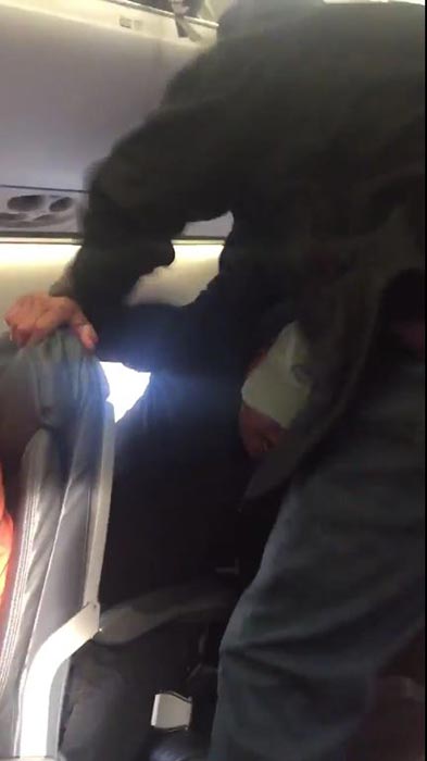 United Airlines United Airlines