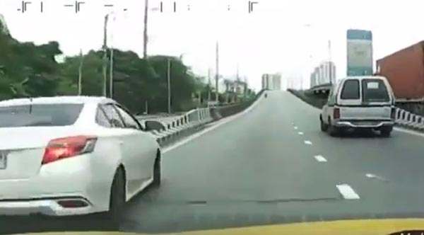 ปาดหน้าแท็กซี่ ปาดหน้าแท็กซี่