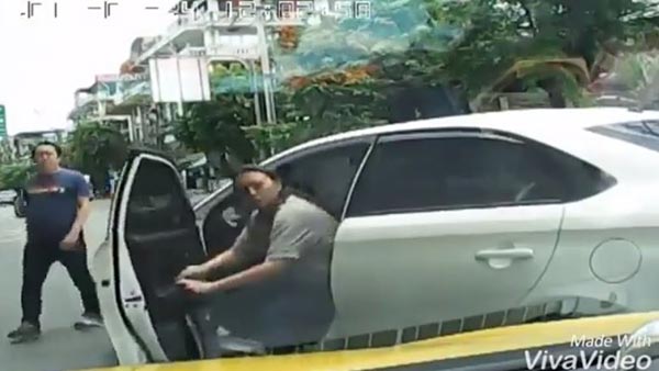 ปาดหน้าแท็กซี่ ปาดหน้าแท็กซี่