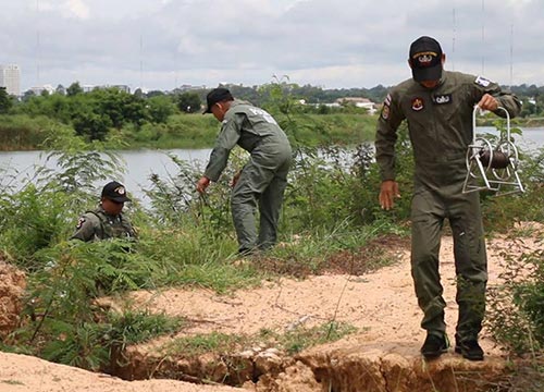 ระเบิดน้อยหน่า ระเบิดน้อยหน่า