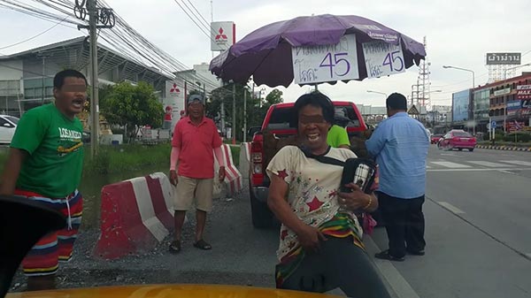 คลิปแม่ค้าทุเรียน คลิปแม่ค้าทุเรียน