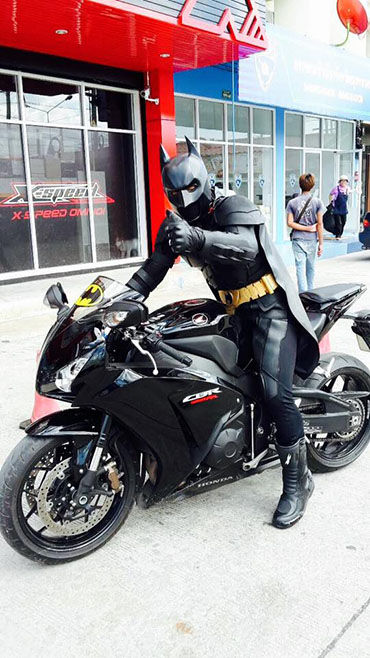 แบทแมนควบบิ๊กไบค์ แบทแมนควบบิ๊กไบค์