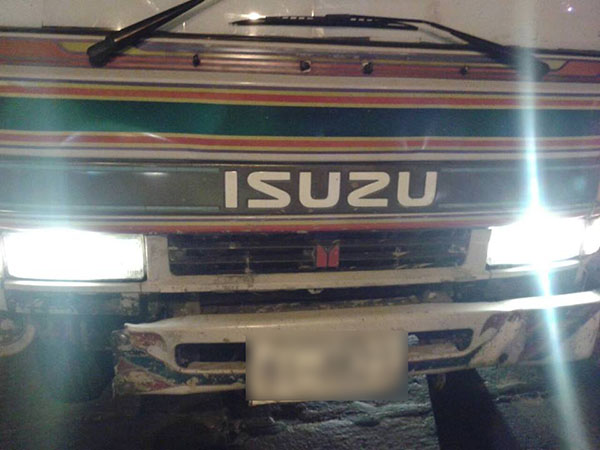 ขี่บิ๊กไบค์ชนท้ายรถ 6 ล้อ ขี่บิ๊กไบค์ชนท้ายรถ 6 ล้อ