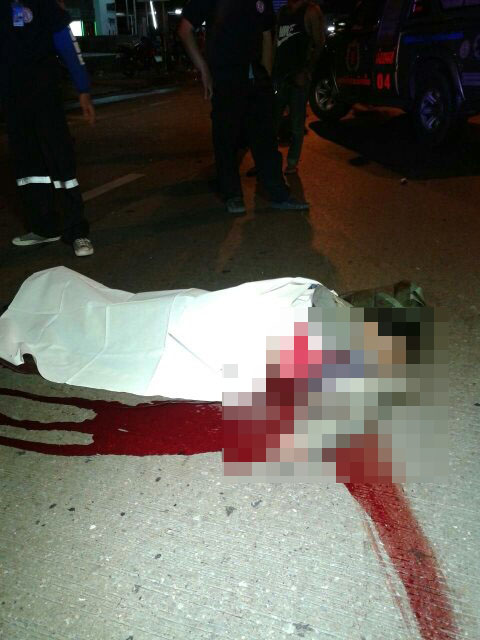 ขี่บิ๊กไบค์ชนท้ายรถ 6 ล้อ ขี่บิ๊กไบค์ชนท้ายรถ 6 ล้อ