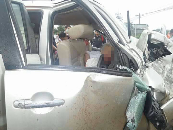 กระบะชนฝรั่งดับ กระบะชนฝรั่งดับ