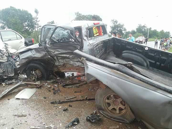 กระบะชนฝรั่งดับ กระบะชนฝรั่งดับ