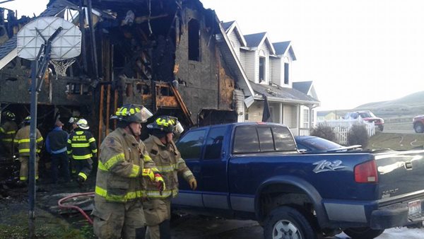 เด็กเผาบ้านครู เด็กเผาบ้านครู