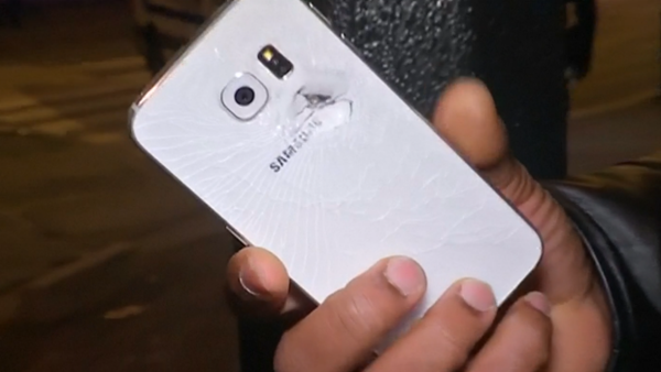 หนุ่มรอดตายเพราะโทรศัพท์ หนุ่มรอดตายเพราะโทรศัพท์