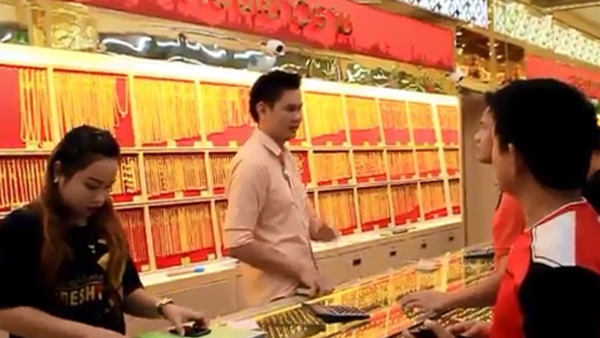 ร่างทรงดังขโมยทองมอบตัว ร่างทรงดังขโมยทองมอบตัว